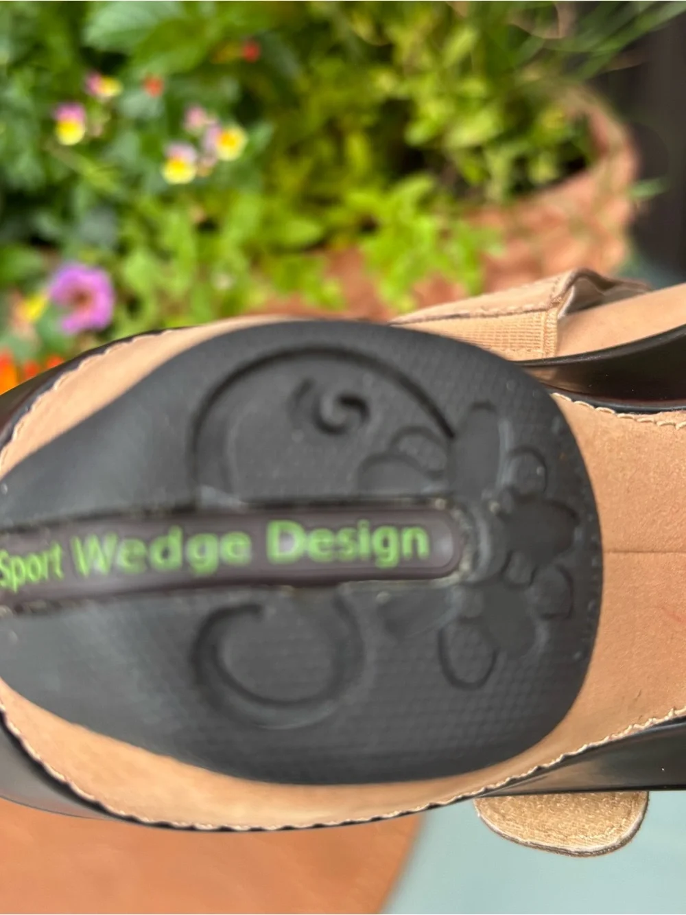 Jambu Wonder Woman Wedge w/Strap